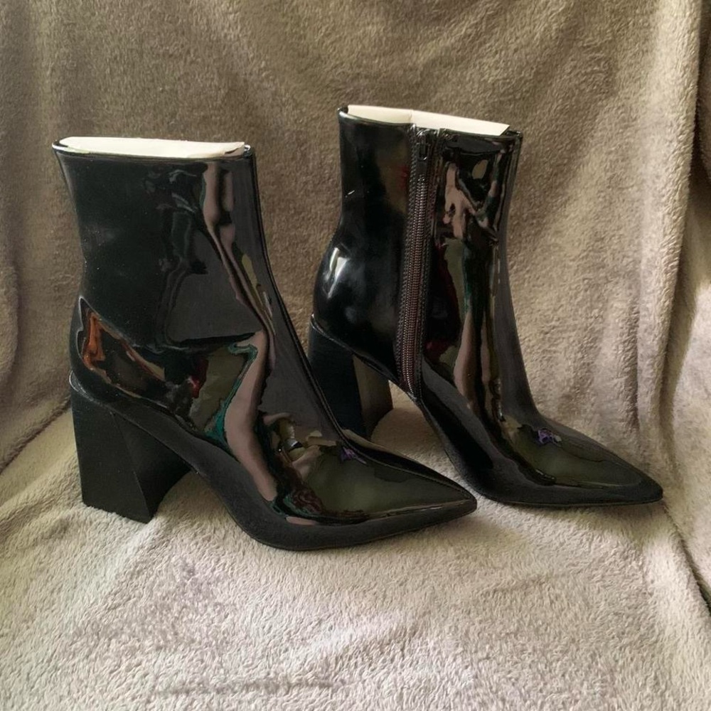 New Steve Madden Envied Black Patent Leather Ankle Boots